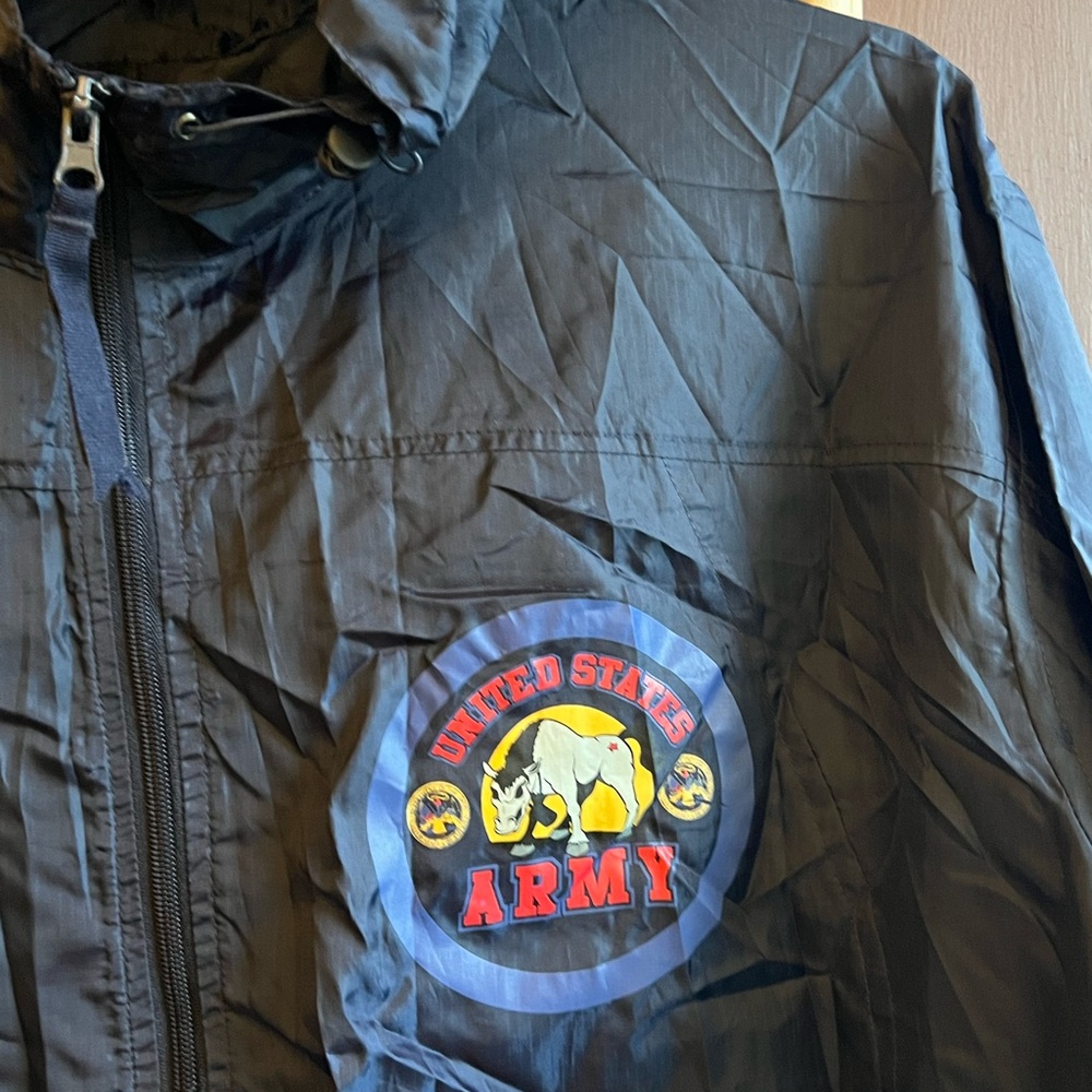 Vintage US Army Men’s Rain Jacket XL Navy Blue Hood Zip Up Rain Slicker Poly